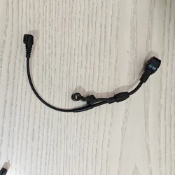 Auriculares con micrófono integrado y captación de voz