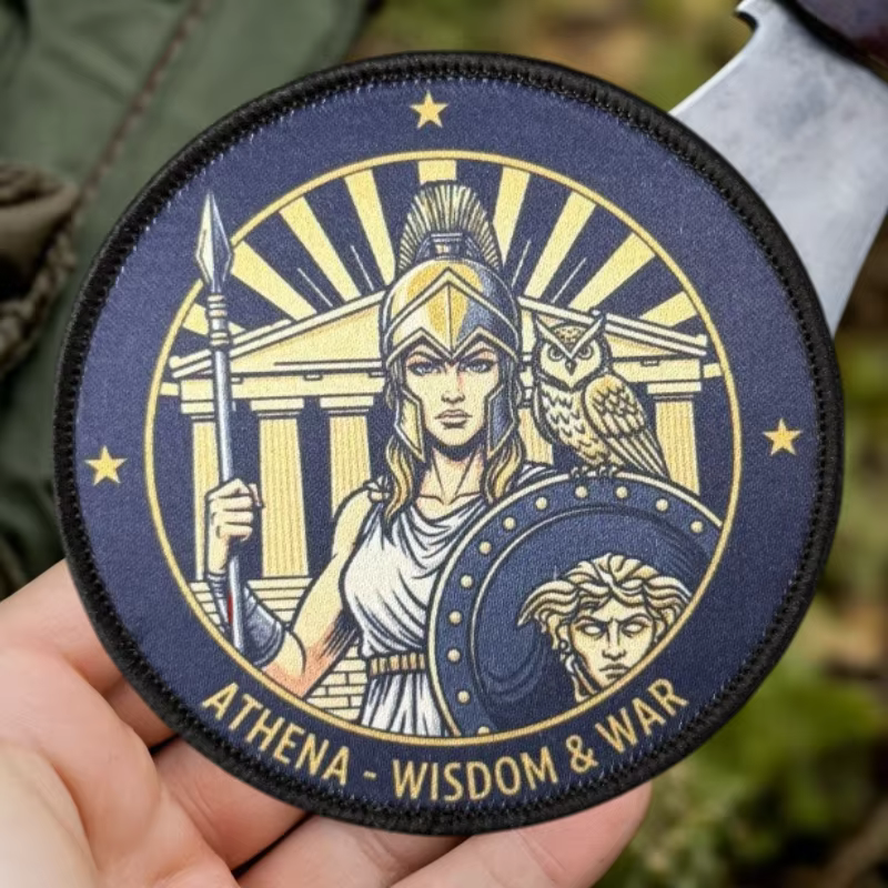 Ejemplo de insignia tipo aplique en ropa