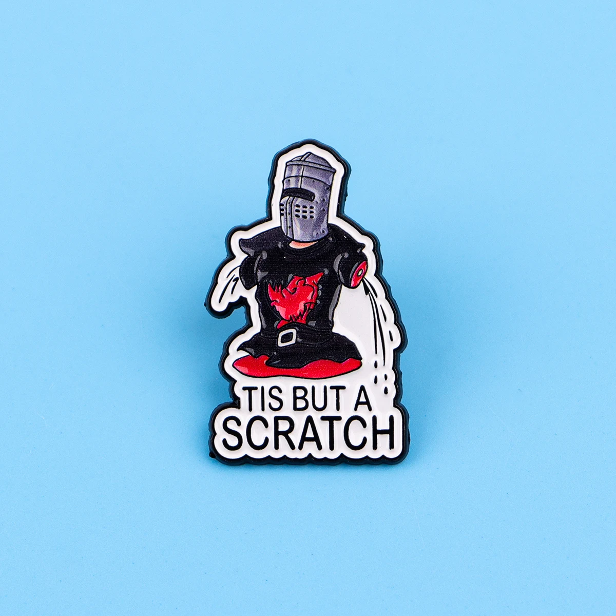 Pin esmaltado Caballero Negro – 'Tis But A Scratch' para mochila - imagen 2