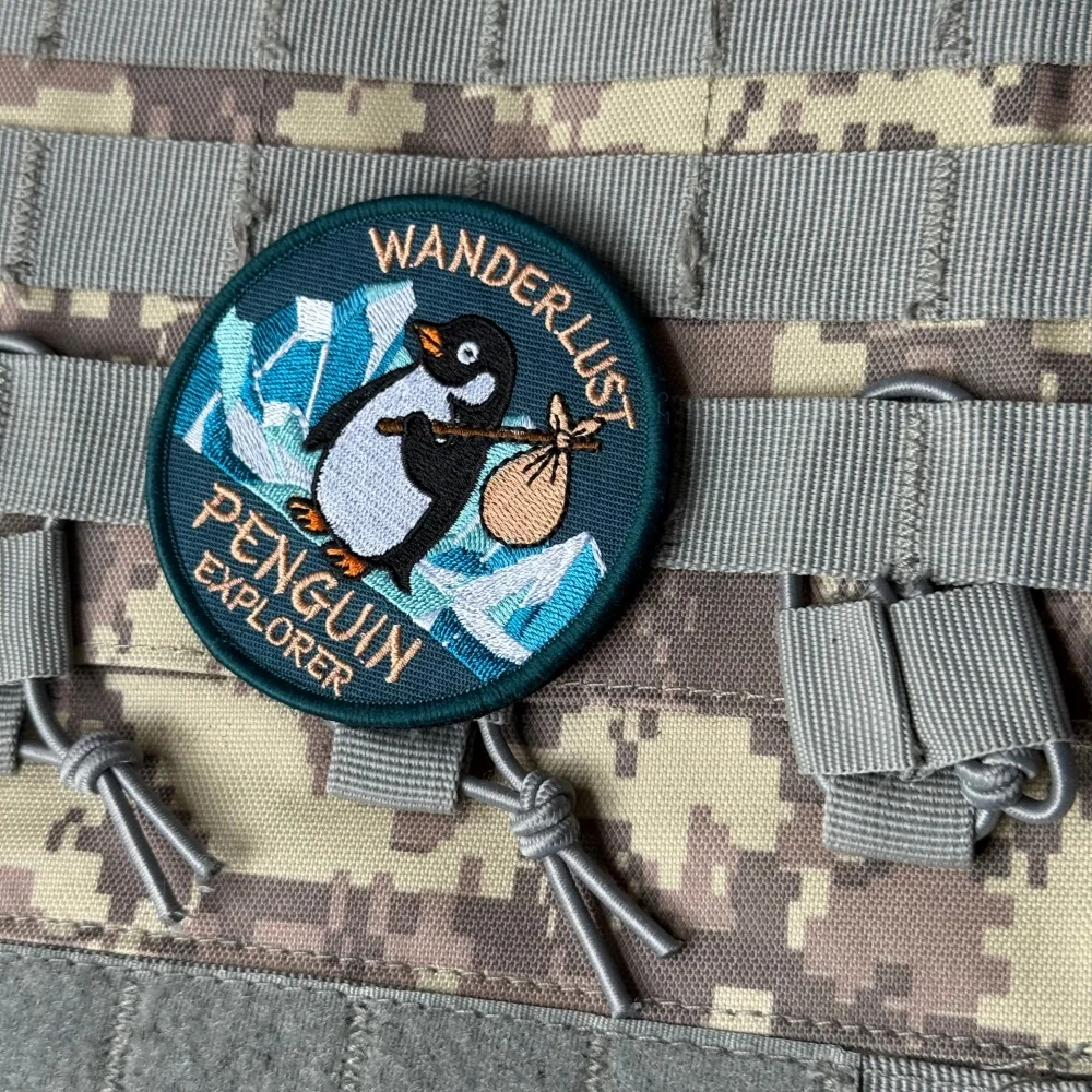 Parche táctico bordado PENGUIN EXPLORER con velcro para mochila y ropa - imagen 3