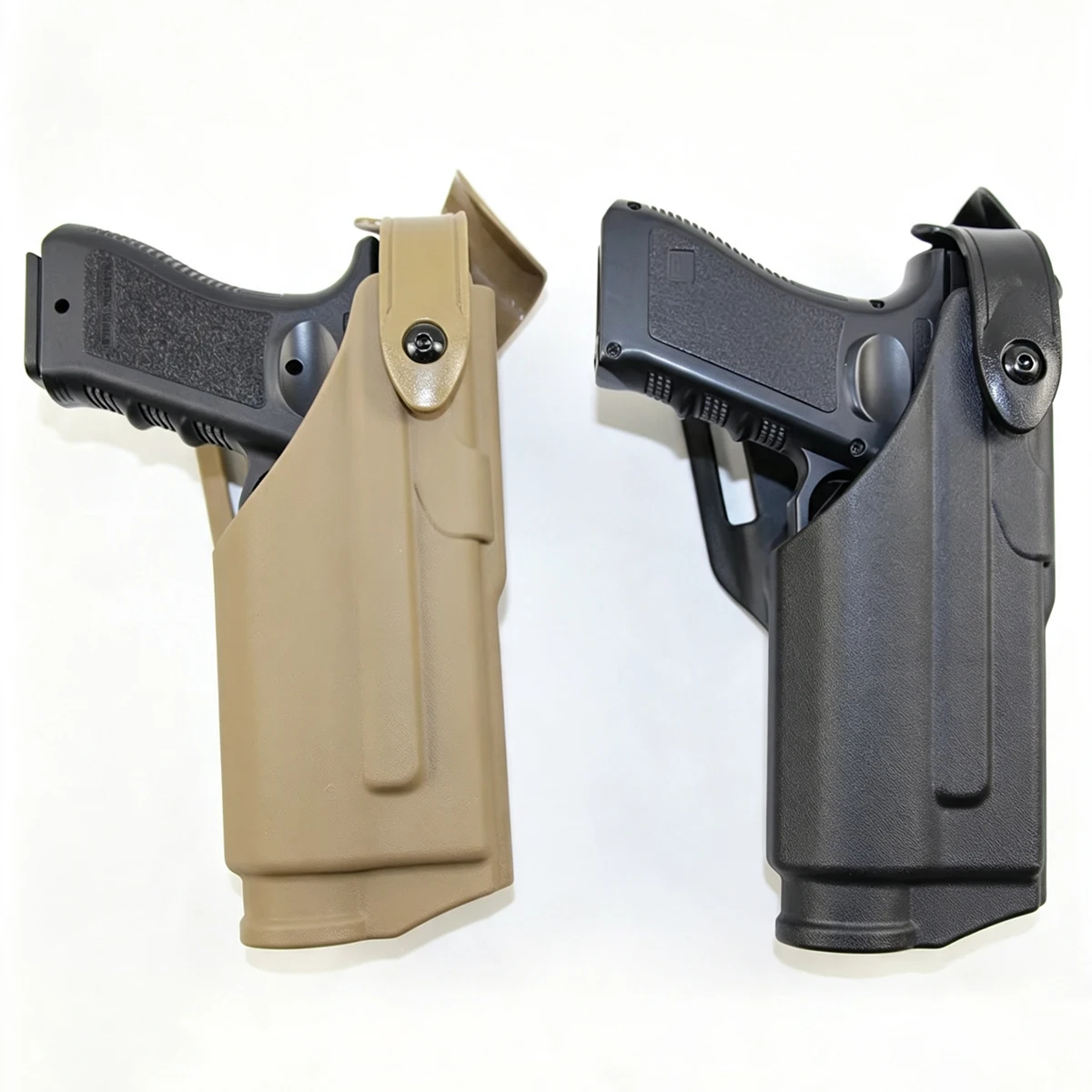 Detalle de la funda y su configuración para pistola