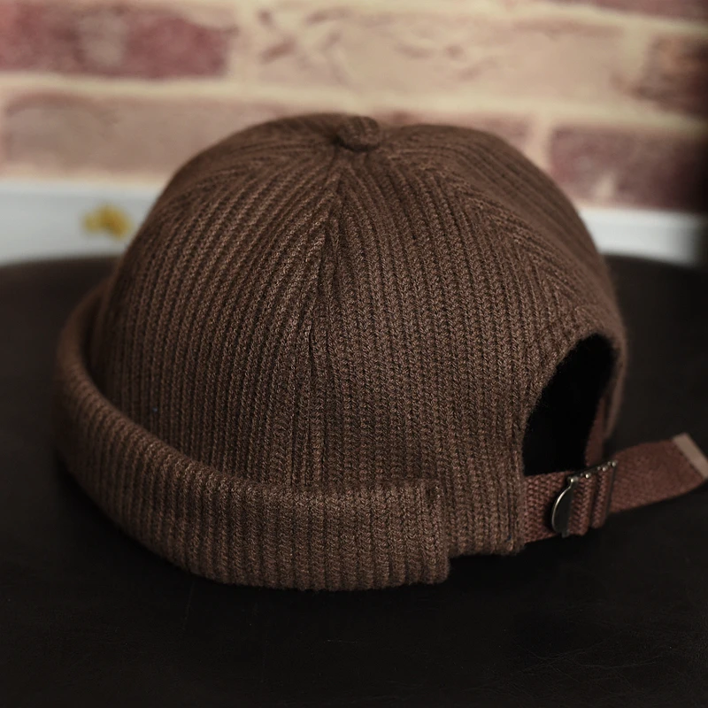 Detalle del tejido y caída del gorro