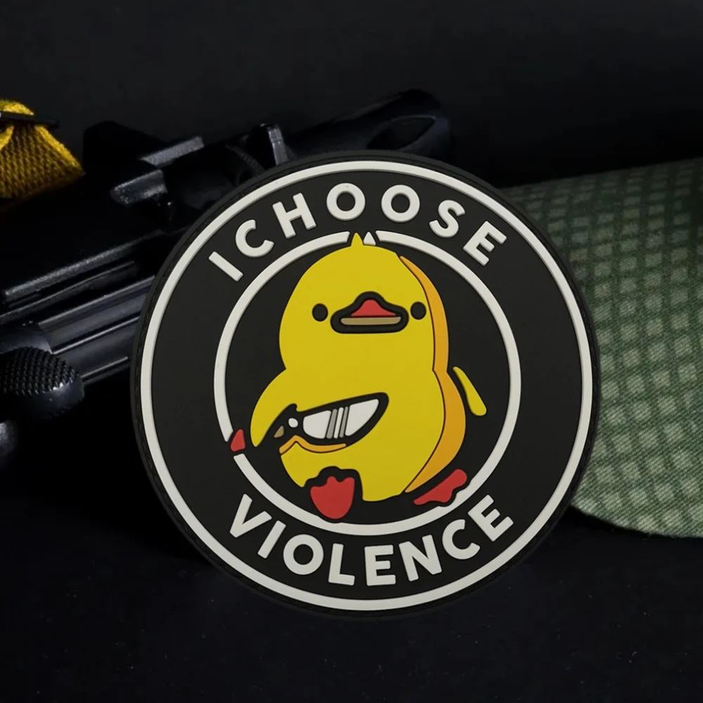 Parche bordado táctico pato amarillo con cuchillo – gancho y bucle - imagen 2