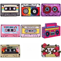Parche bordado retro cassette de radio para planchar y coser