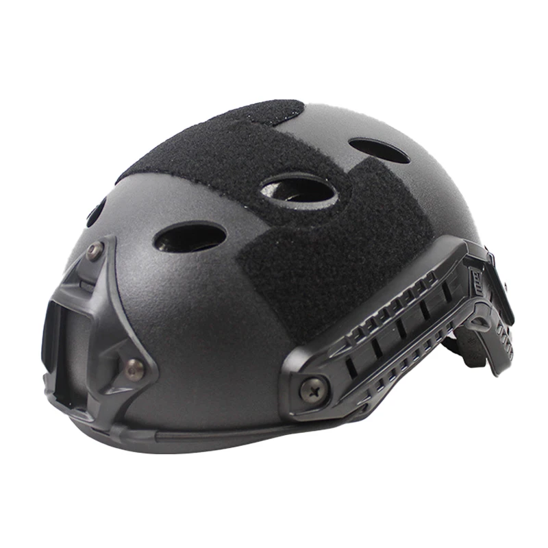 Vista frontal del casco mostrando el ajuste
