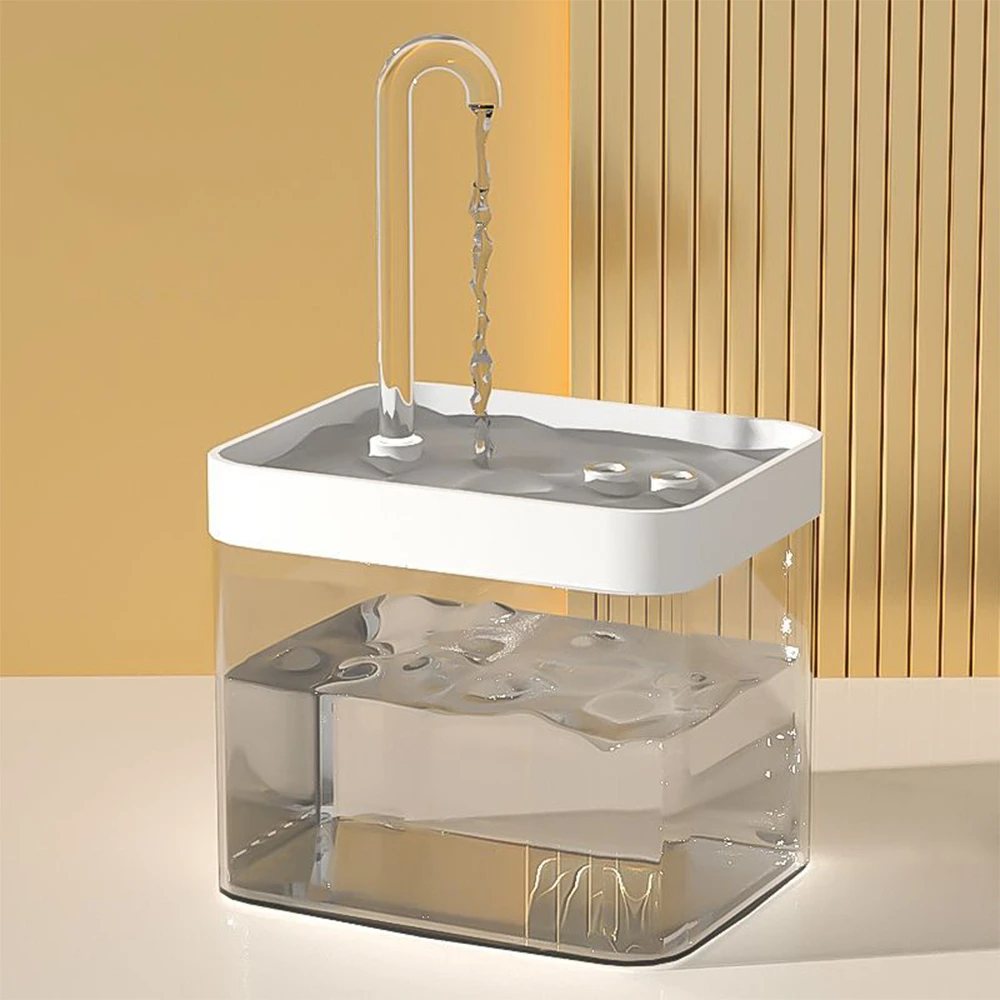 Fuente de agua transparente para gatos