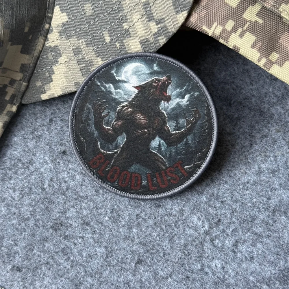 Parche táctico de moral lobo Blood Lust con velcro para airsoft - imagen 5