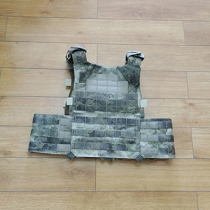 Vista general de la camiseta sin mangas táctica