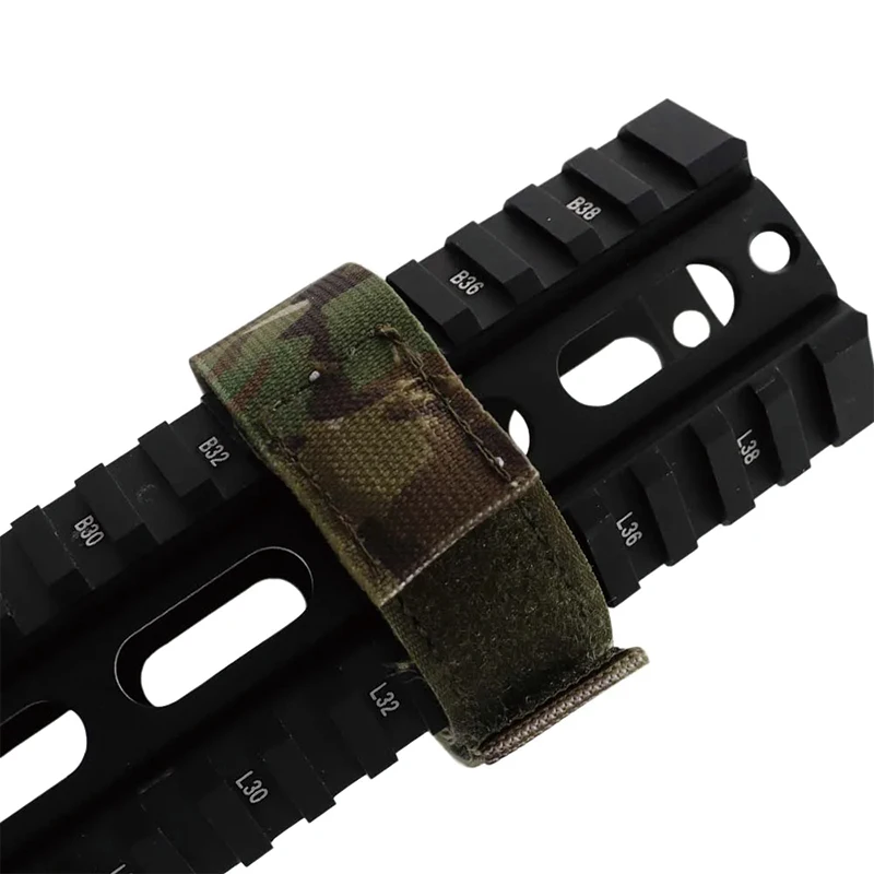 Fijación magnética para cables y accesorios