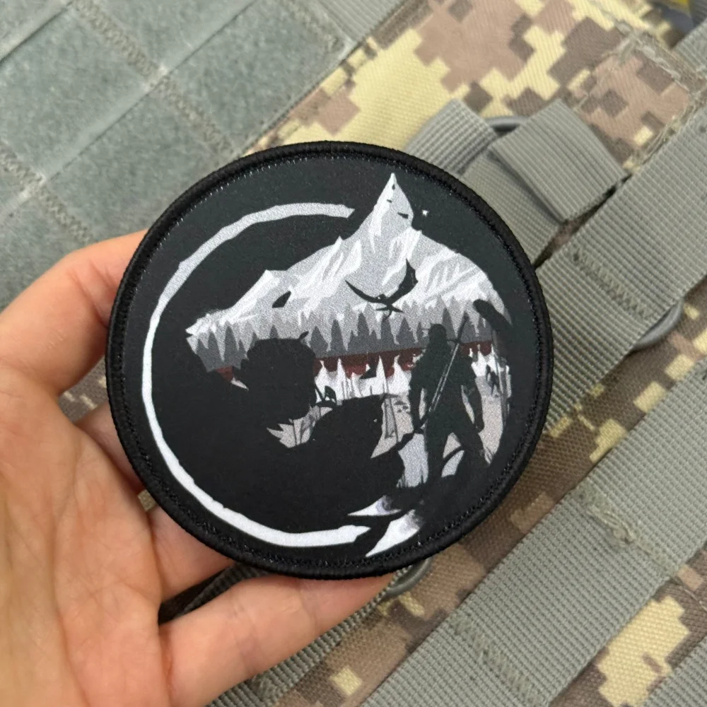 Parche táctico chevron Wolf gancho y bucle para ropa militar - imagen 4