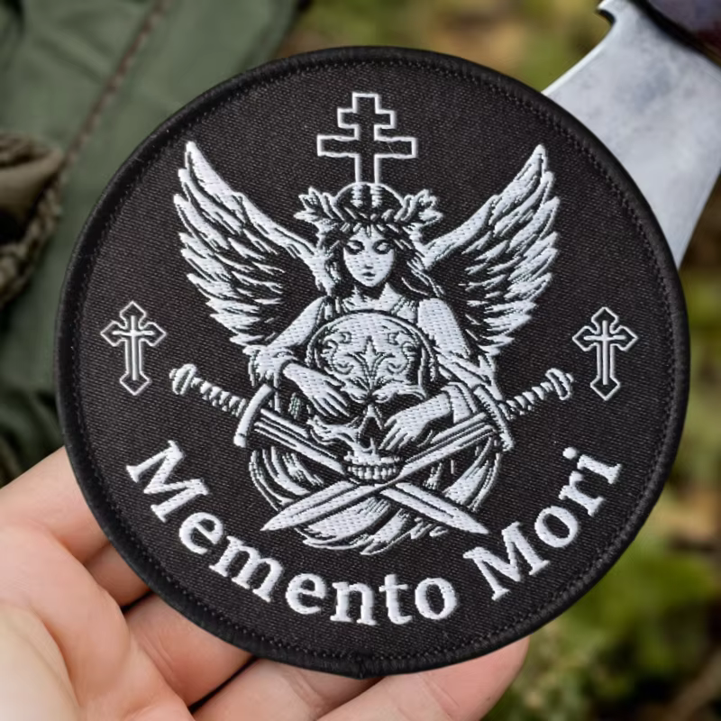 Parche táctico MEMENTO MORI calavera gancho y bucle para ropa - imagen 4