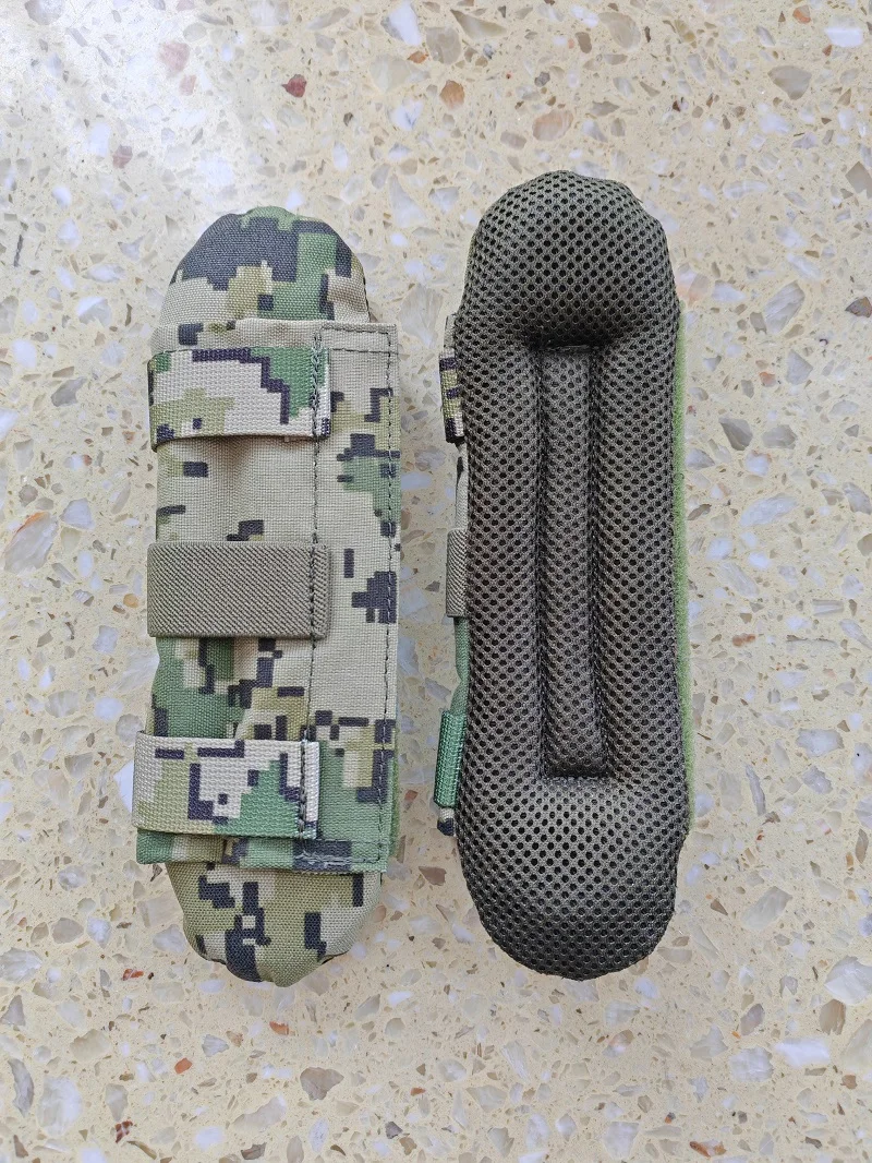 Cojín de hombro con forma alargada, 24 × 7 cm