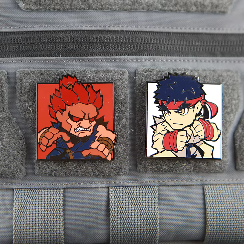 Parche metal Street Fighter – Insignia táctica gamer con gancho para bolsa - imagen 5
