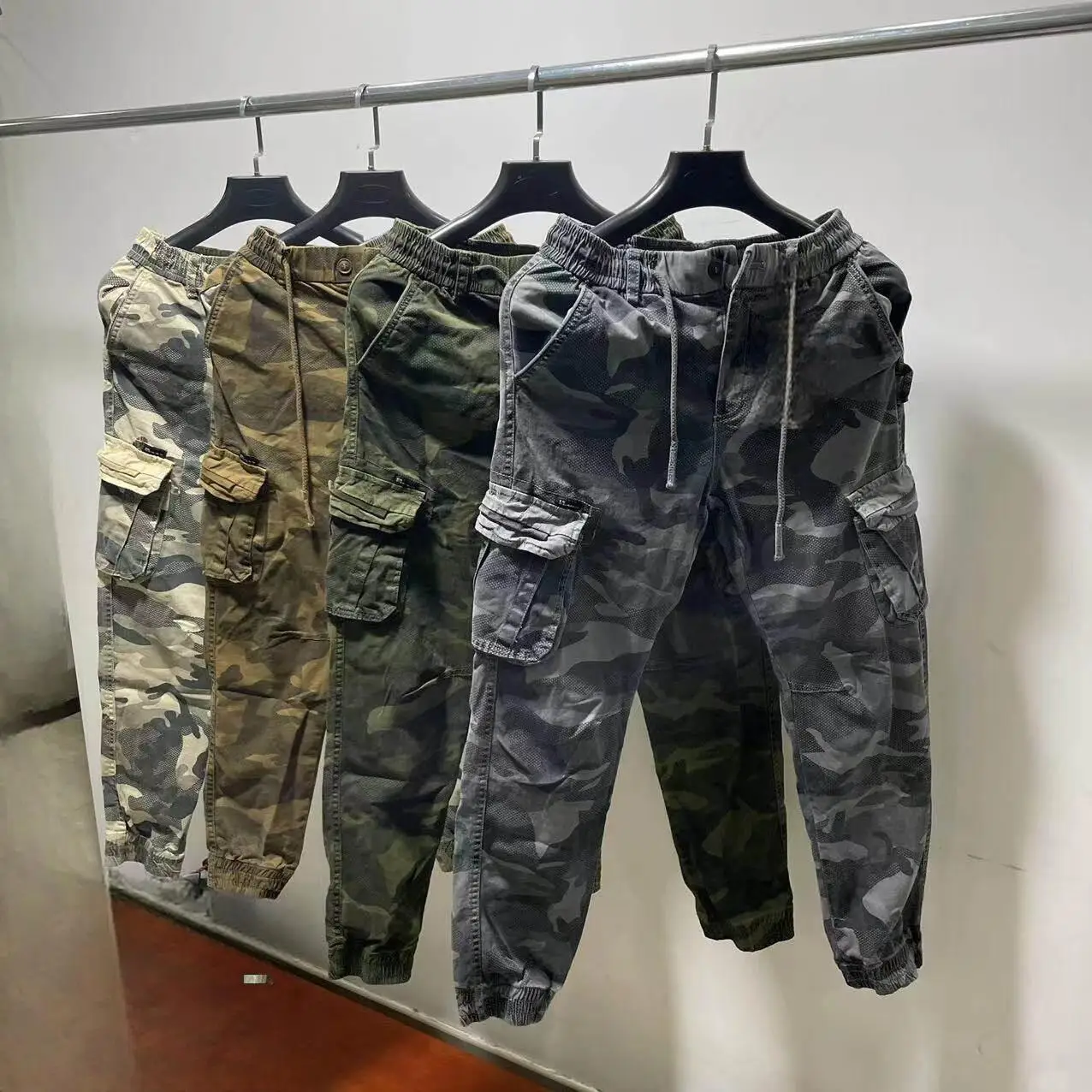 Estilo workwear retro y camuflaje