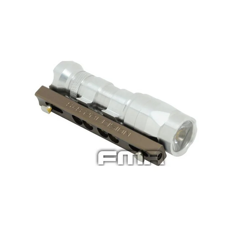 Clip táctico de metal con montaje offset 45° para linterna - imagen 3