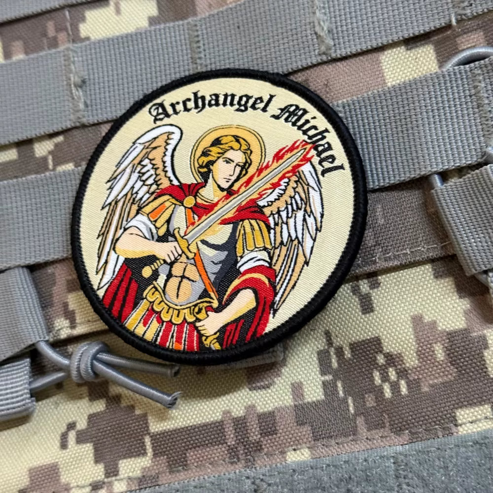 Parche bordado Arcángel Miguel con velcro y espada sagrada para MOLLE - imagen 3