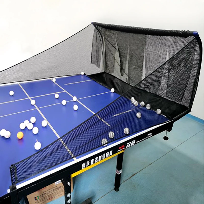 Red de entrenamiento con sistema de recogida de pelotas