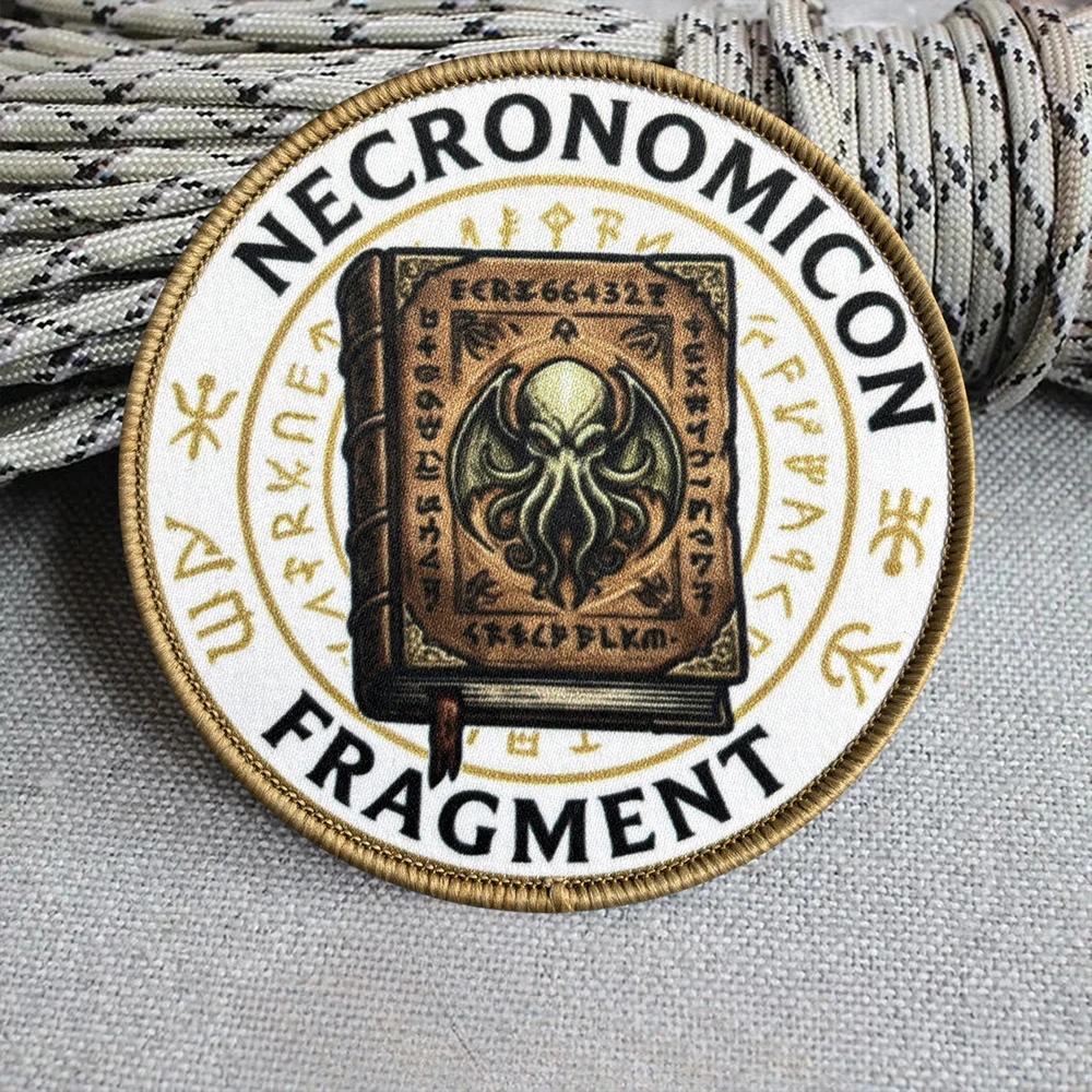 Parche táctico Necronomicon Cthulhu con Velcro gancho y bucle
