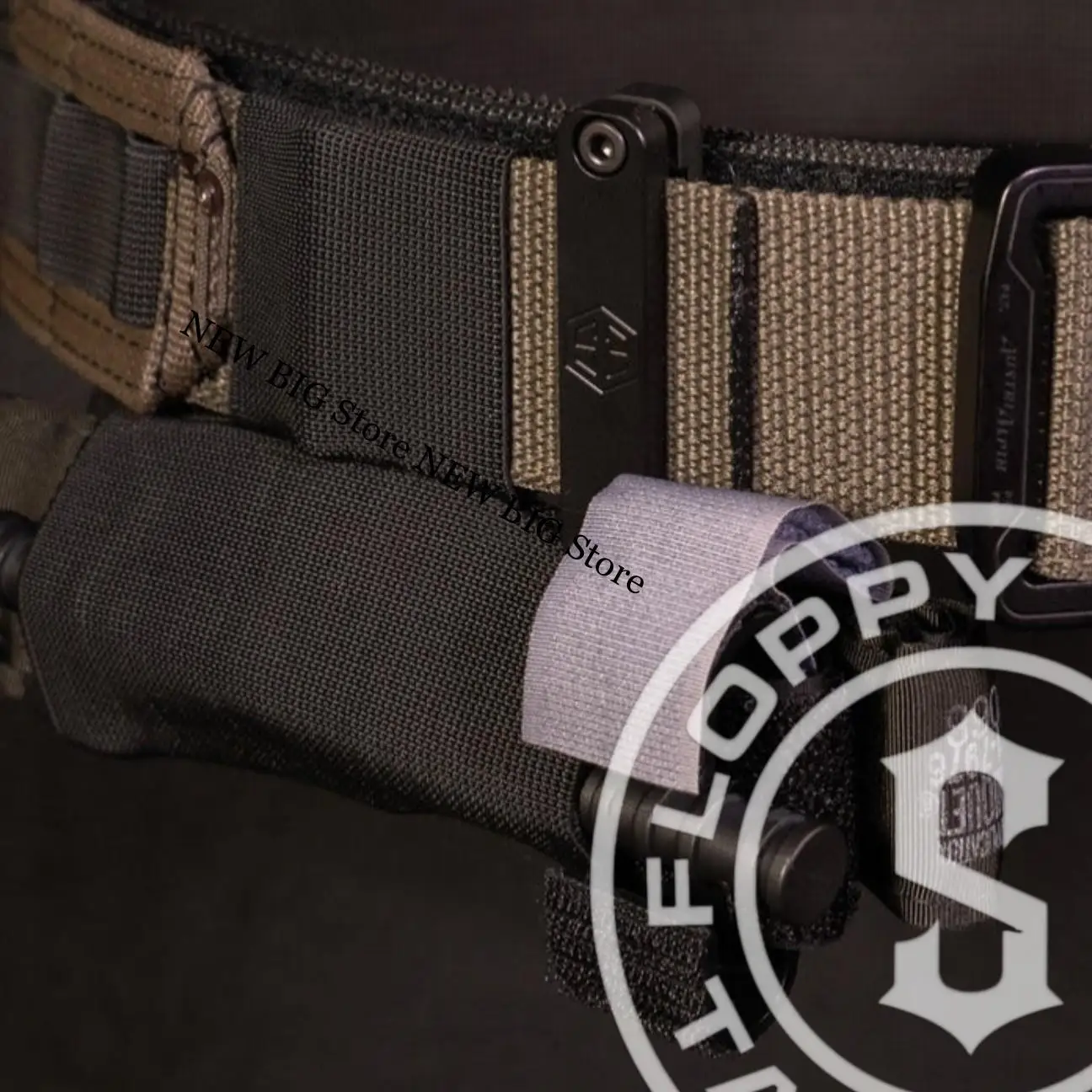 Soporte para torniquete MOLLE con anillo de velcro para cinturón - imagen 5