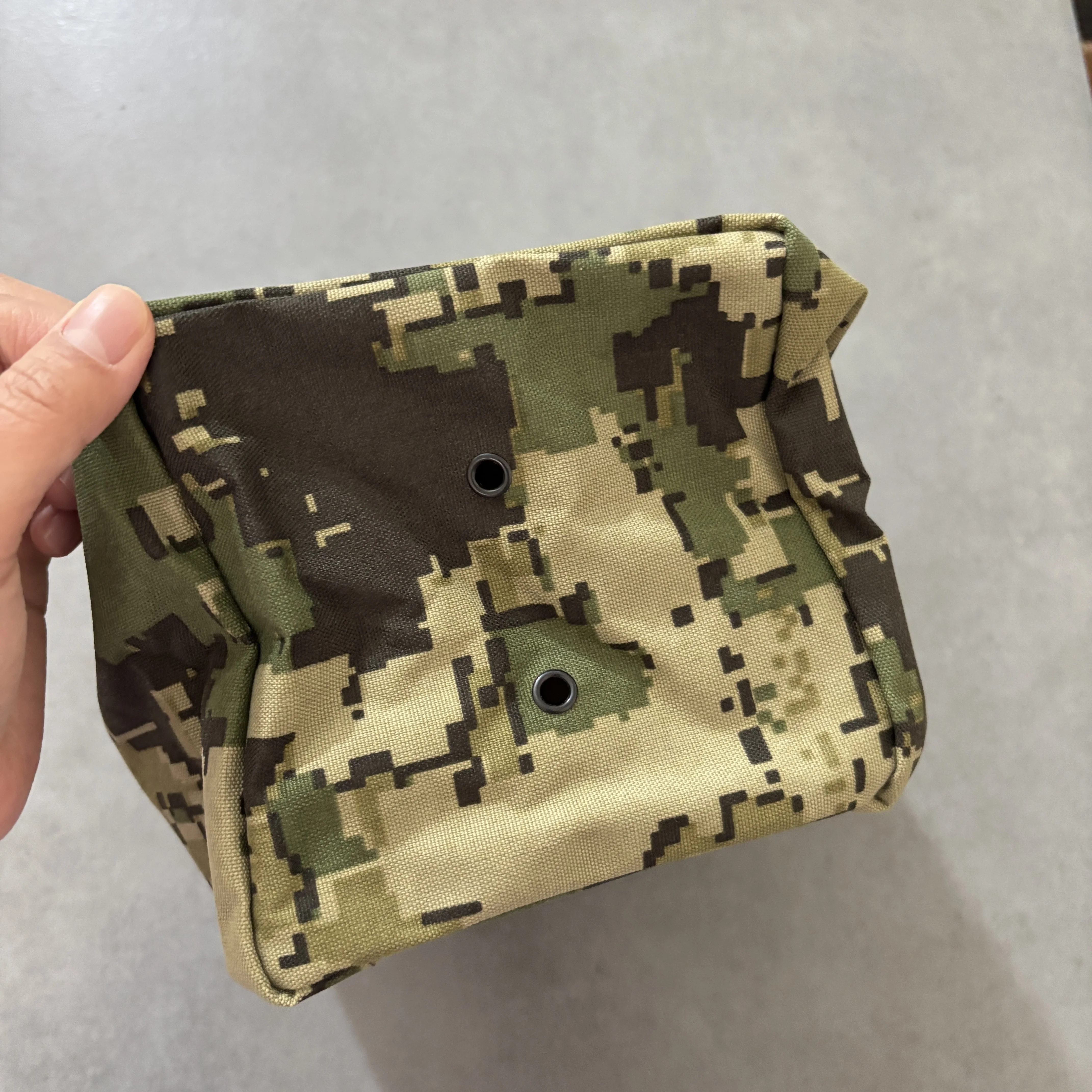 Bolsa táctica multiusos para accesorios en camuflaje mexicano - imagen 4