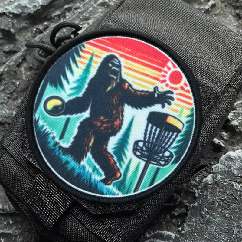 Parche táctico Sasquatch gorila – Velcro para mochila o brazalete - imagen 4