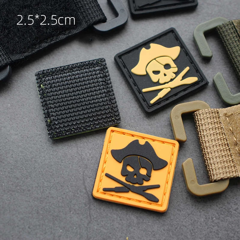 Parche esqueleto pirata táctico luminoso – Para chaleco MOLLE - imagen 2