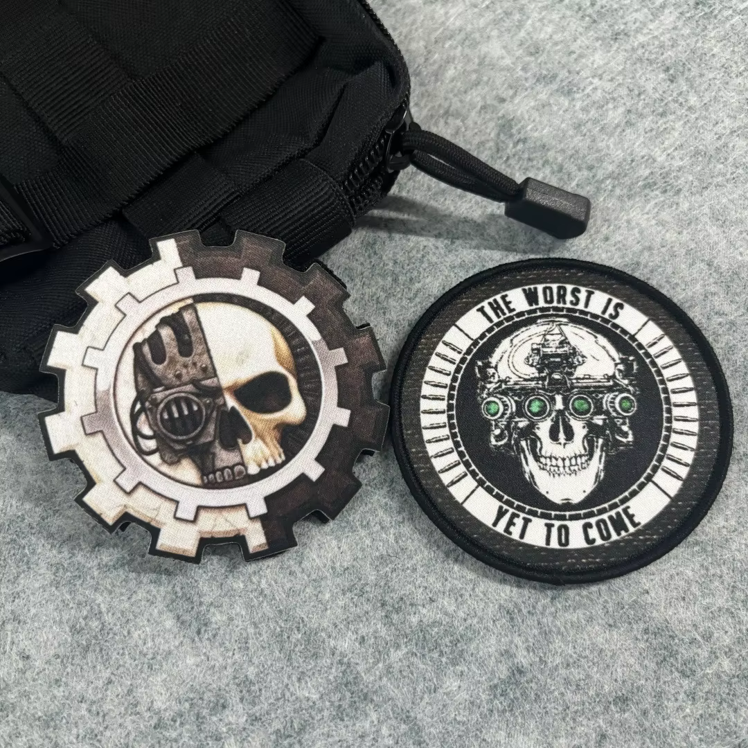 Parche calavera mecánica - Insignia táctica nocturna para mochila - imagen 3
