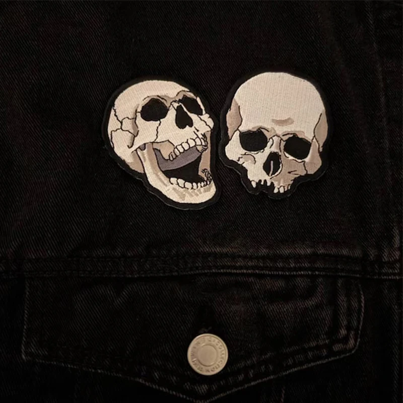 Parche bordado calavera gótica punk termoadhesivo para ropa y gorras - imagen 2