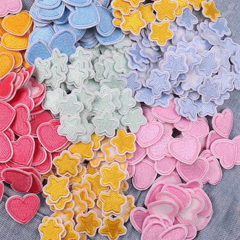 Parches bordados de corazón y estrella estilo dibujos animados