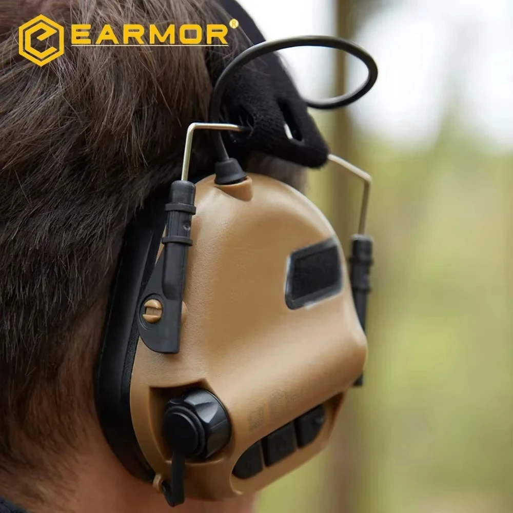 Adaptador de casco Earmor M31 M32 junto a las orejeras