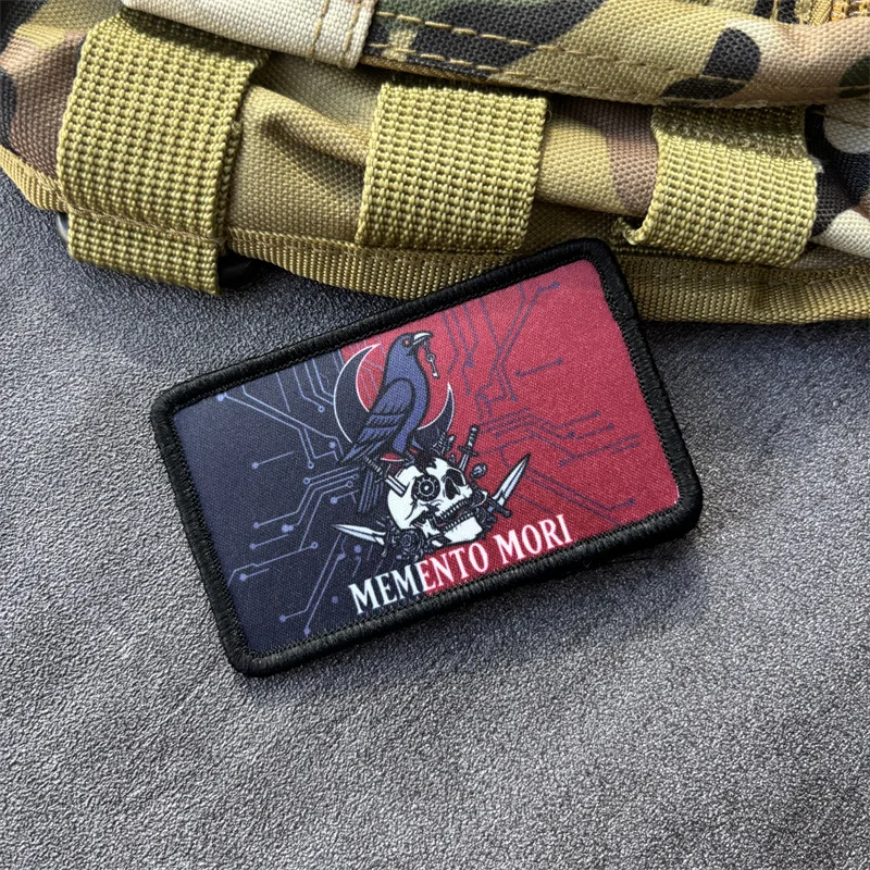 Parche táctico velcro Memento Mori impreso para mochila y ropa - imagen 5