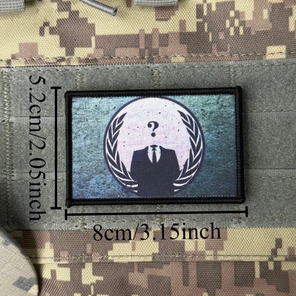 Parche táctico con velcro figura misteriosa impresa para mochila - imagen 3