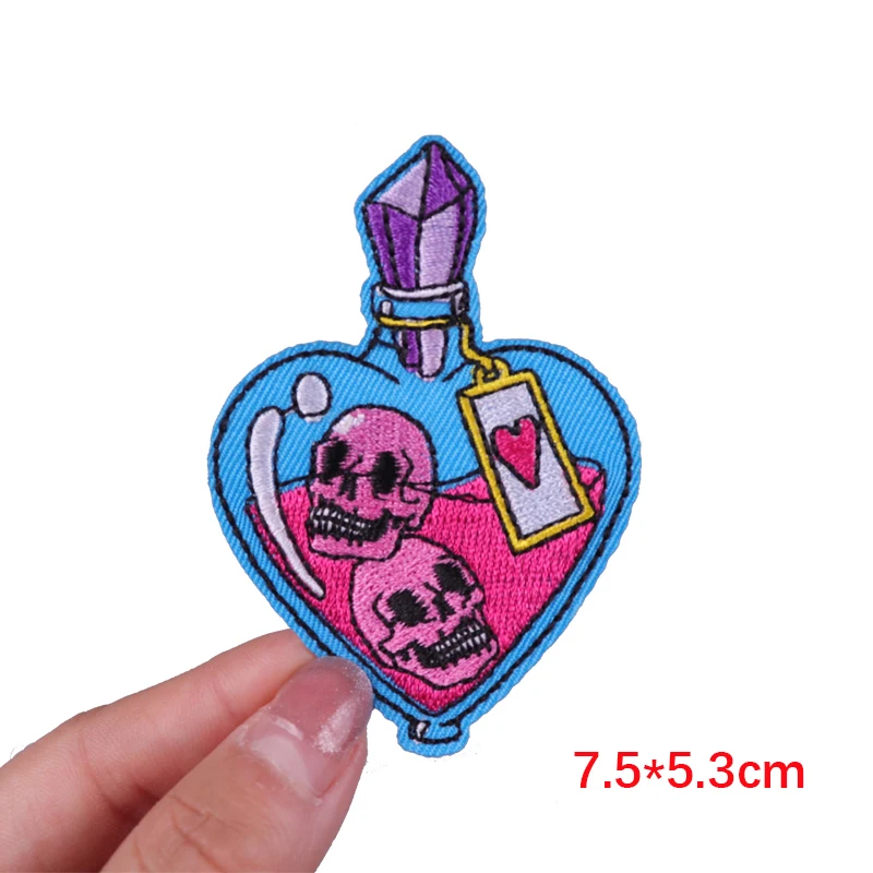 Parche táctico bordado calavera punk rosa termoadhesivo para planchar - imagen 2