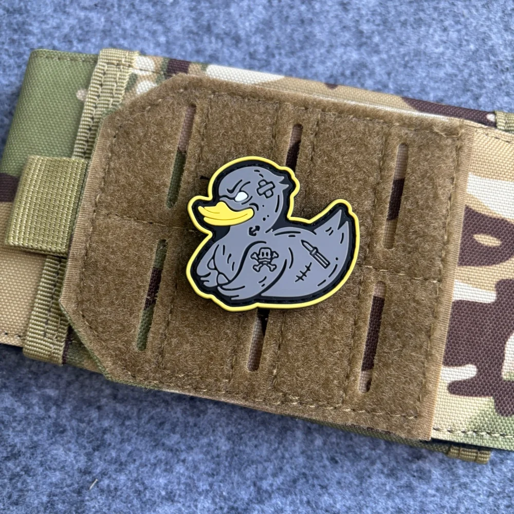 Parche PVC tipo insignia con velcro gancho y bucle