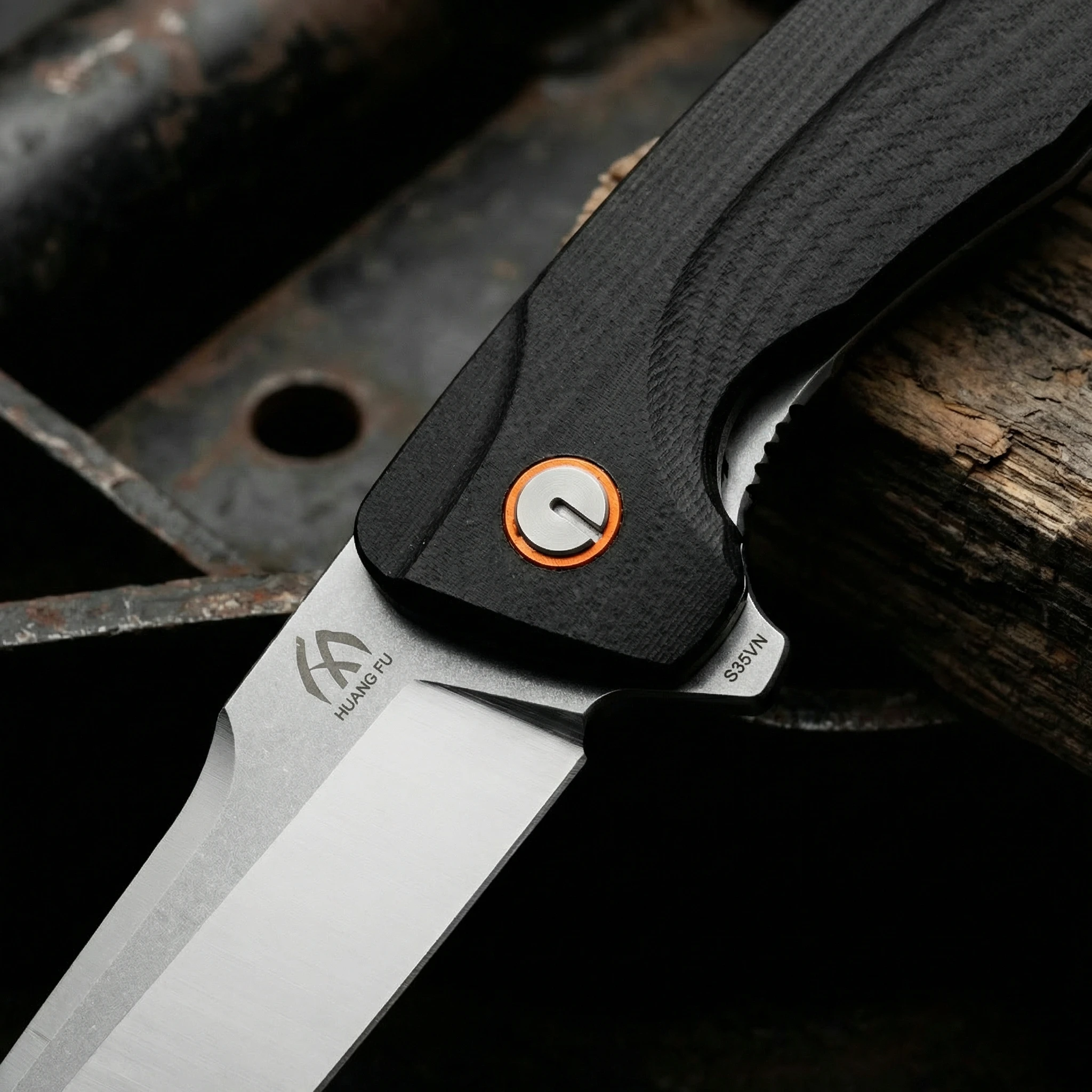 Cuchillo compacto para camping