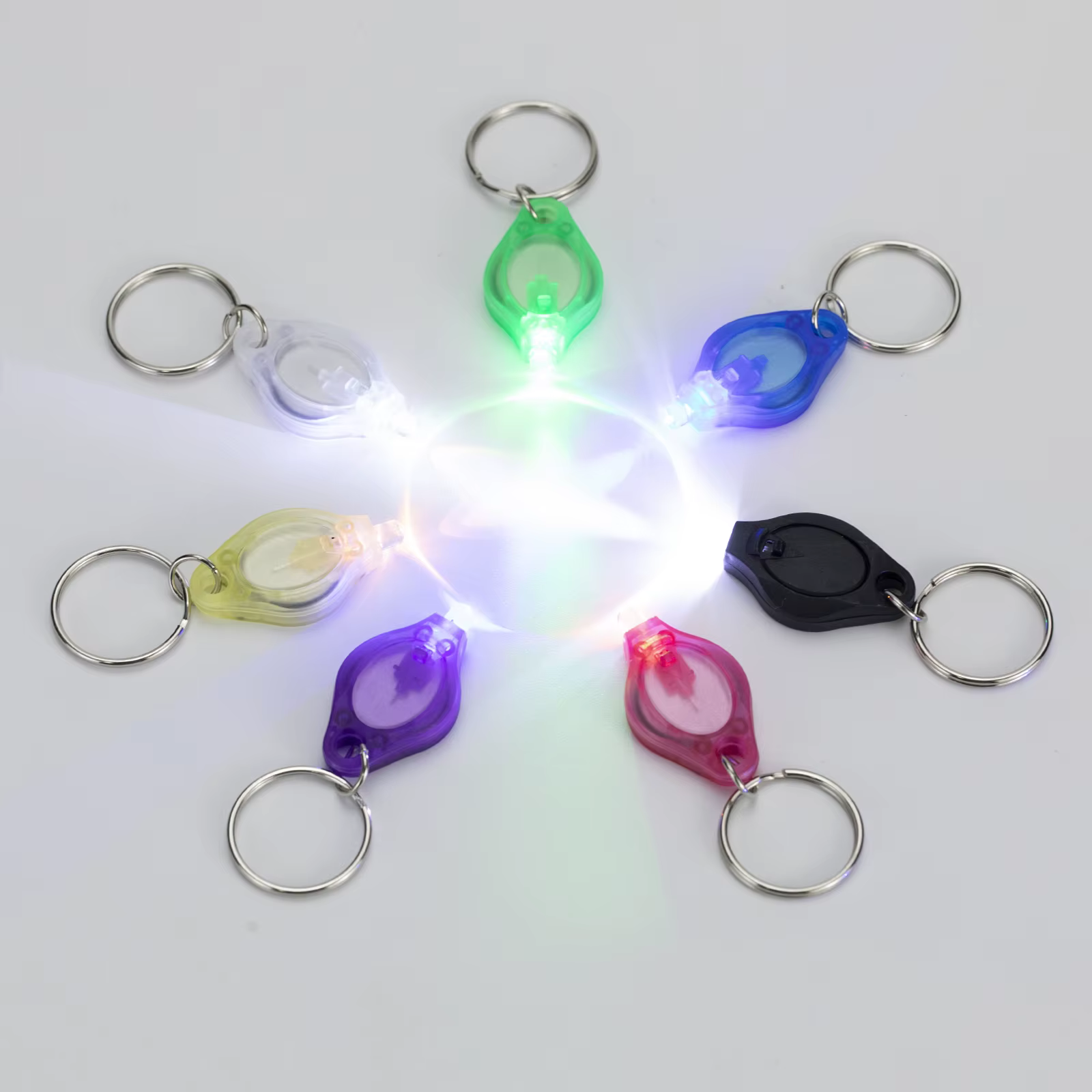 Todos los colores disponibles del llavero LED Alonefire