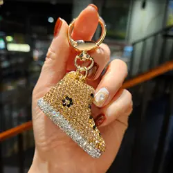 Llavero mini de zapatilla con pedrería para bolso