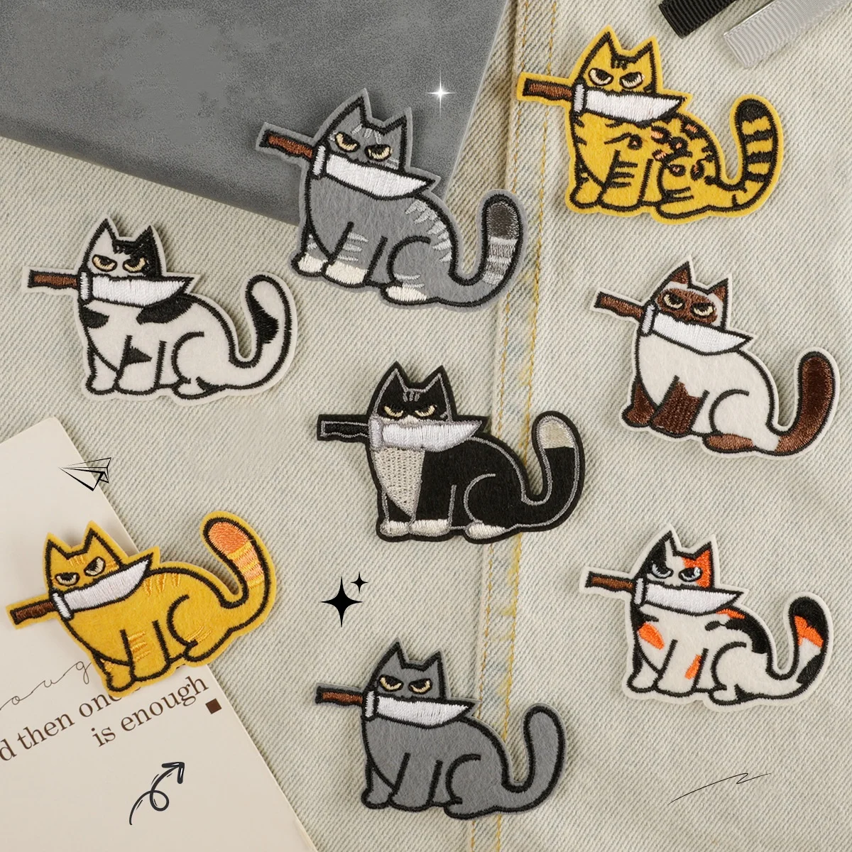 Parche bordado felino con cuchillo, termoadhesivo para chaqueta - imagen 4