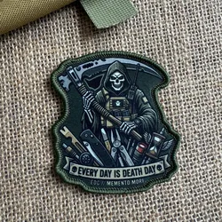Parche táctico Reaper con gancho y bucle Cada día es muerte