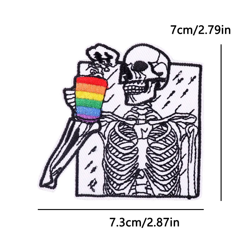 Parche termoadhesivo gótico esqueleto y calavera con polillas