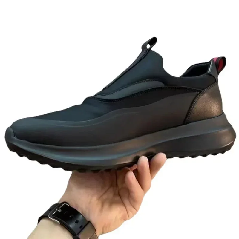 Zapatillas deportivas bajas negras cómodas para uso diario - imagen 5