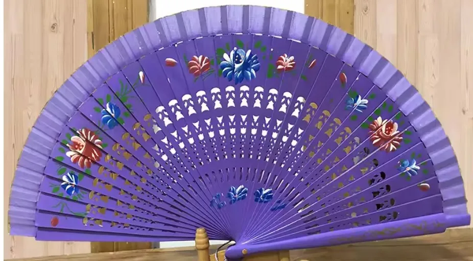 Detalle del abanico decorativo para danza