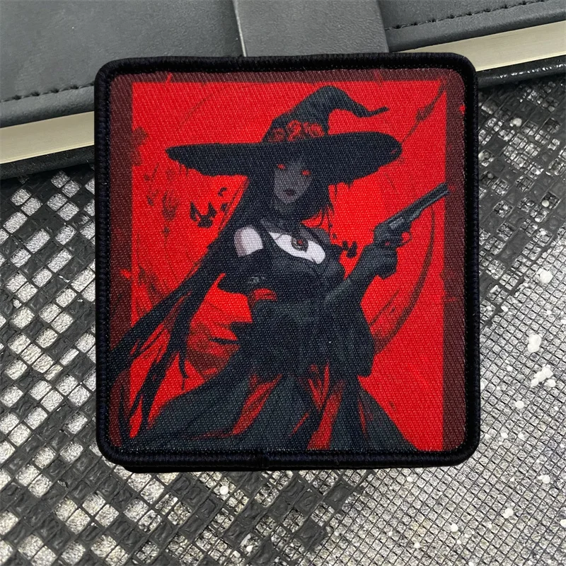 Parche morale bruja negrorojo – Velcro táctico para chaleco - imagen 3