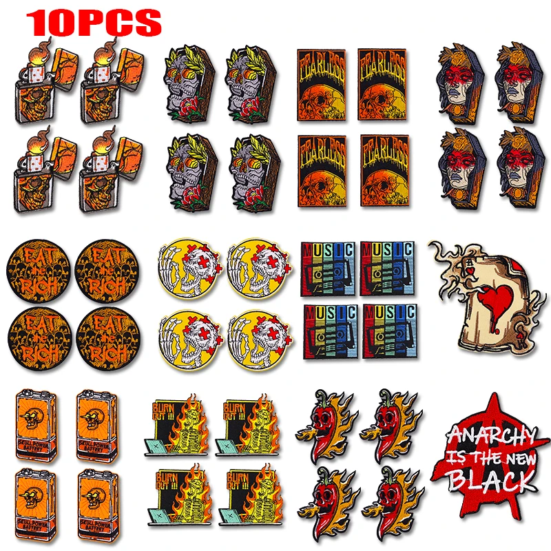 Parches bordados punk con calaveras y llamas