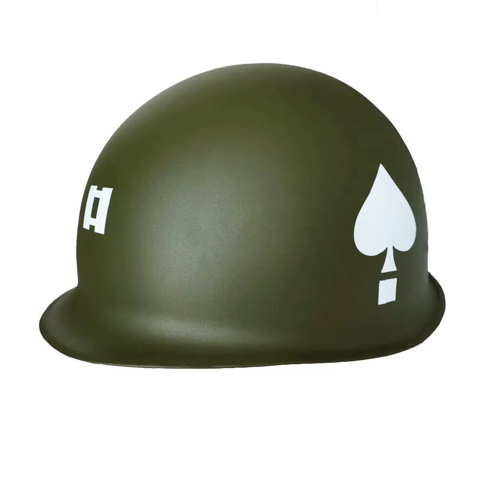 Detalle de la cubierta de red M1 ajustada al casco