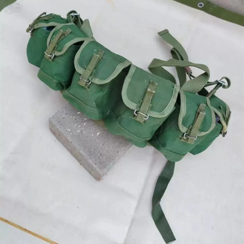 Chaleco táctico de lona con seis bolsillos para senderismo