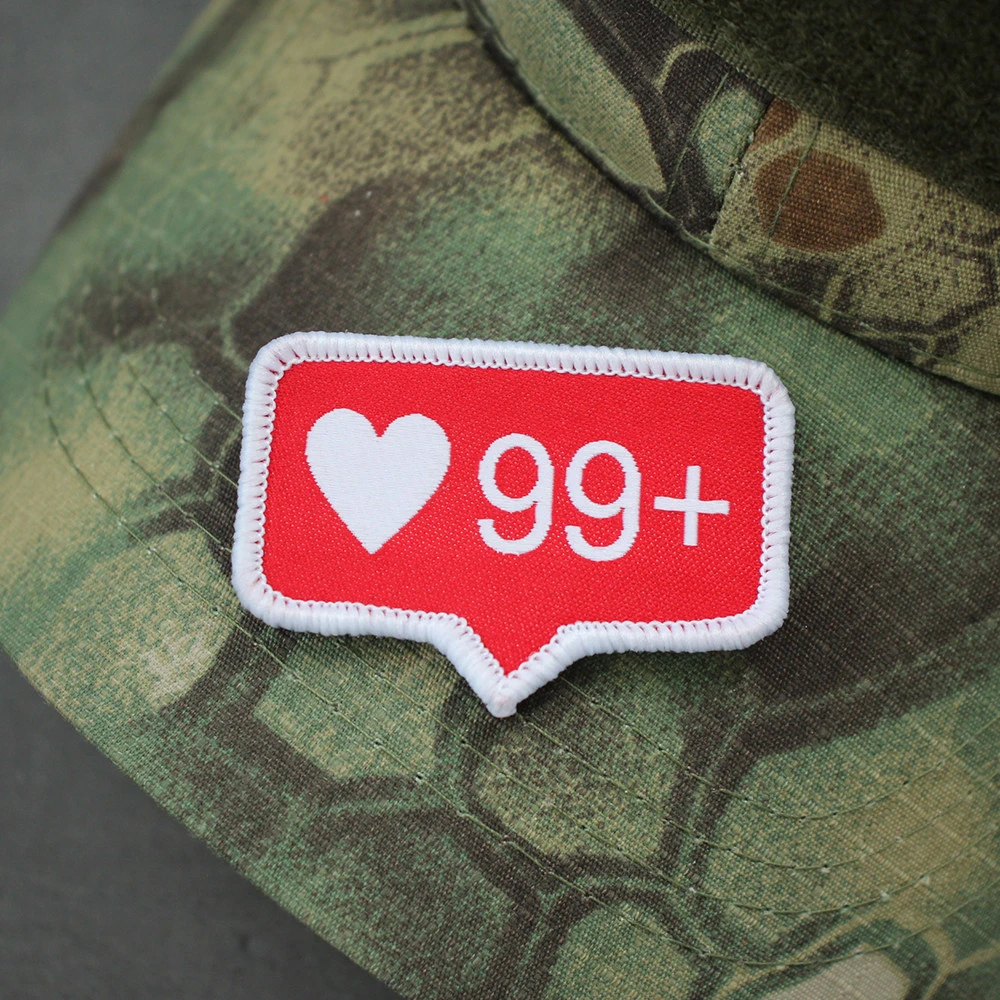 Parche bordado corazón – Insignia táctica para ropa y accesorios militares