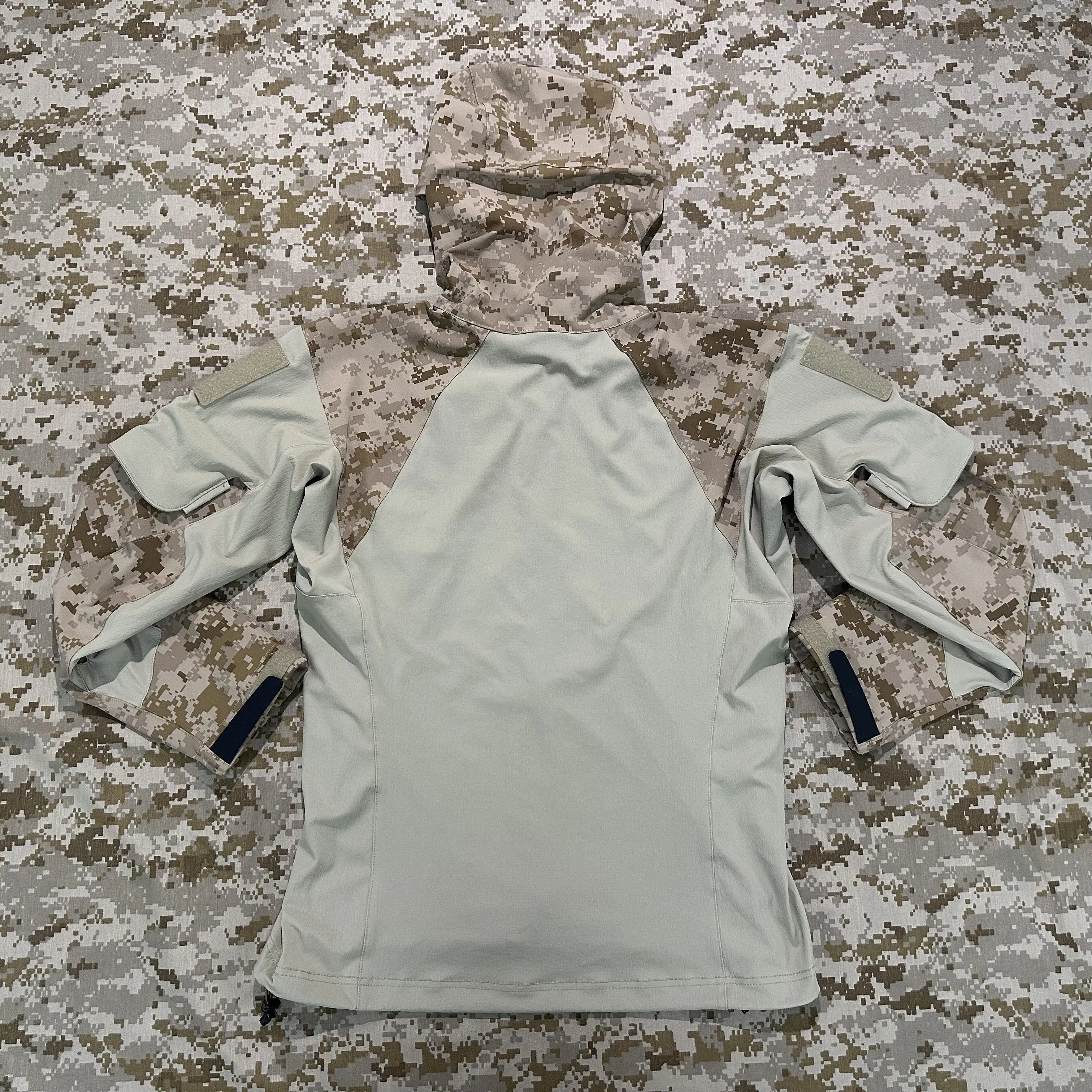 Zona frontal con detalles de cierre