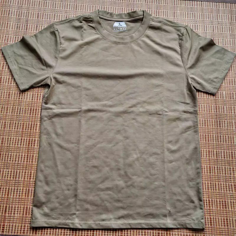 Camiseta táctica de algodón color coyote para entrenamiento - imagen 2