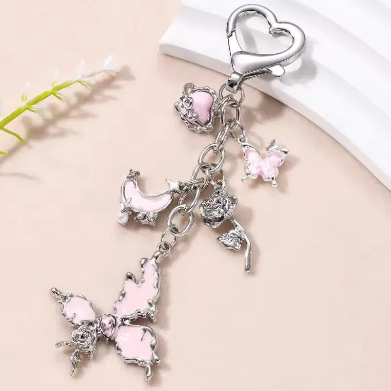 Llavero Y2K mariposa rosa luna – Colgante gótico metal plata para bolso - imagen 4